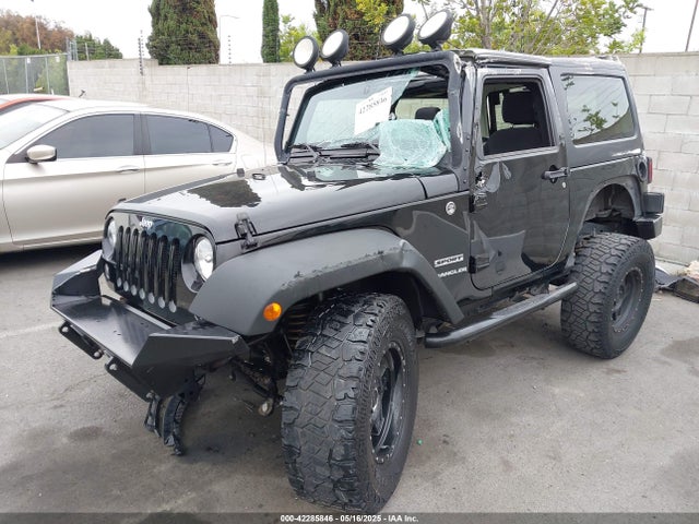 Jeep 2015 2015 1C4AJWAG2FL560383 Image 2