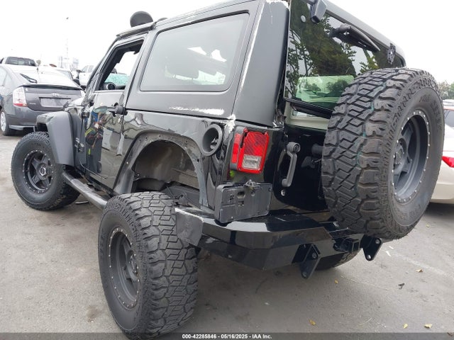 Jeep 2015 2015 1C4AJWAG2FL560383 Image 3