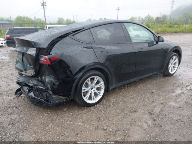 5YJYGDEE1LF012481 Tesla Model Y Long Range Dual Motor All-wheel Drive