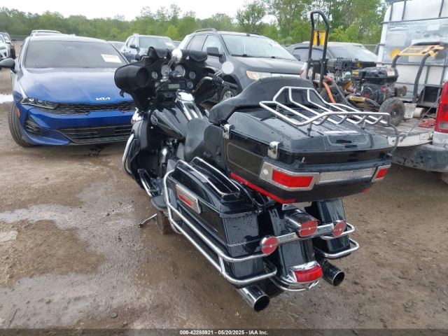 2009 HARLEY-DAVIDSON FLHTCU 1HD1FC4129Y678995 Photo 2