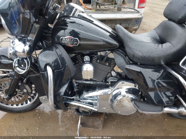 2009 HARLEY-DAVIDSON FLHTCU 1HD1FC4129Y678995 Photo 8