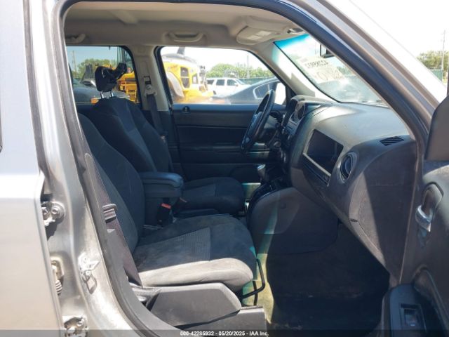 2016 JEEP PATRIOT 1C4NJRFB3GD767635 Photo 4