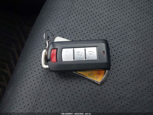 JA4AZ3A36HZ060323 Mitsubishi Outlander Sel