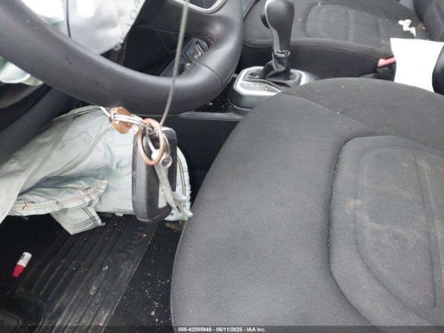 2018 JEEP RENEGADE ZACCJBBB8JPJ38768 Photo 10