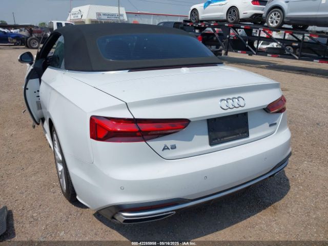 2022 AUDI A5 CABRIOLET WAUWAGF53NN004585 Photo 2