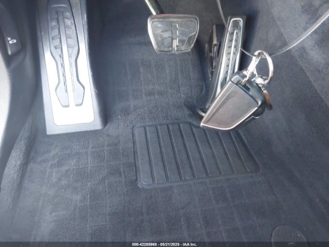 2022 BMW X5 5UXCR4C04N9J83247 Photo 10