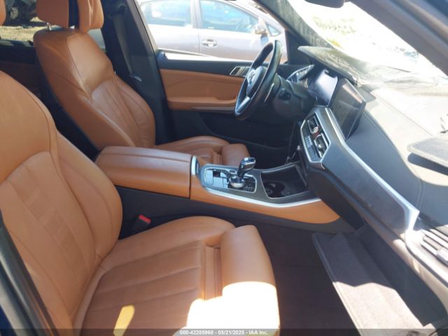 2022 BMW X5 5UXCR4C04N9J83247 Photo 4