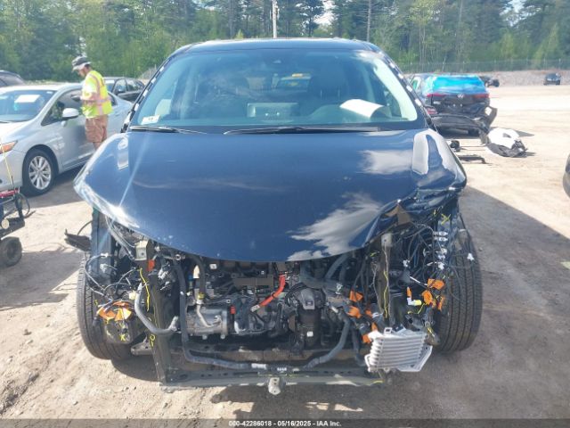 5TDYSKFC2NS042734 Toyota SIENNA XLE