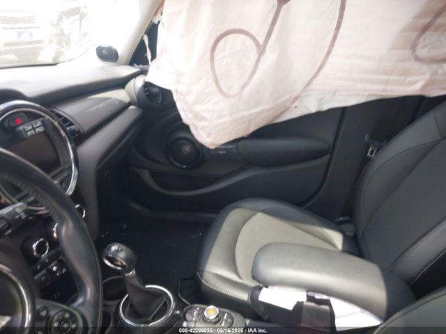 2017 MINI HARDTOP WMWXU1C59H2E18069 Photo 4