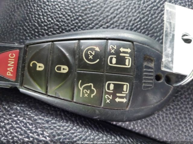 2C4RDGCG4HR842323 Dodge Grand Caravan Sxt