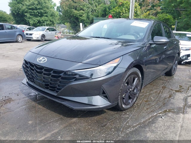 5NPLS4AG5NH078732 Hyundai ELANTRA SEL