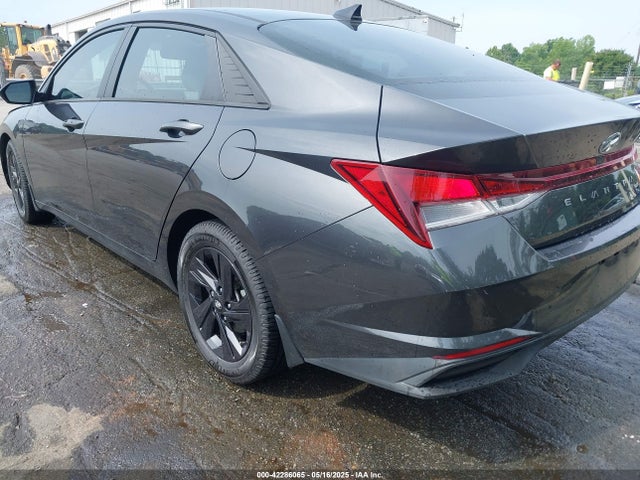 5NPLS4AG5NH078732 Hyundai ELANTRA SEL