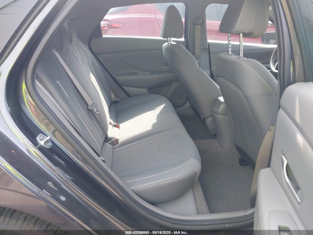 5NPLS4AG5NH078732 Hyundai ELANTRA SEL