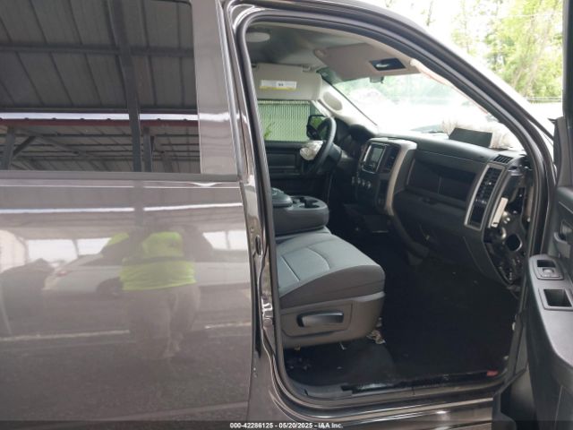 1C6RR7XT9RS185440 RAM 1500 Classic Ssv  4x4 5'7 Box