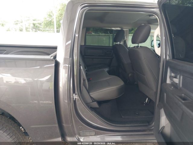 1C6RR7XT9RS185440 RAM 1500 Classic Ssv  4x4 5'7 Box