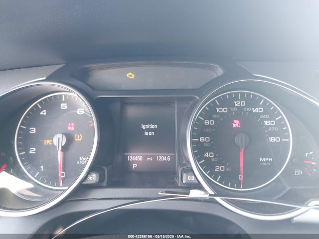 2009 AUDI A5 WAUDK78T09A051408 Photo 6