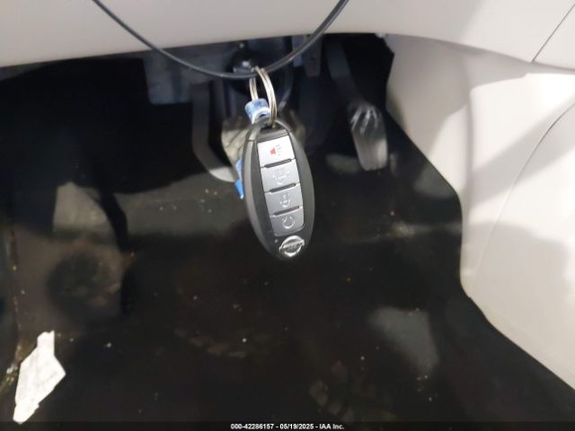 JN1BJ1CR6KW340777 Nissan Rogue Sport Sl