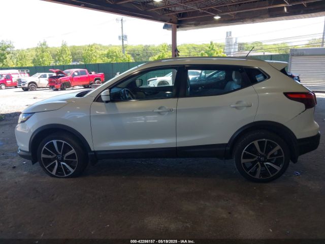JN1BJ1CR6KW340777 Nissan Rogue Sport Sl