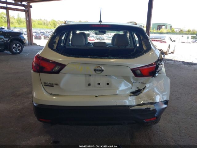 JN1BJ1CR6KW340777 Nissan Rogue Sport Sl