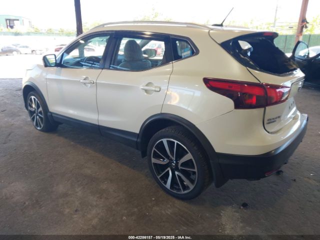 JN1BJ1CR6KW340777 Nissan Rogue Sport Sl