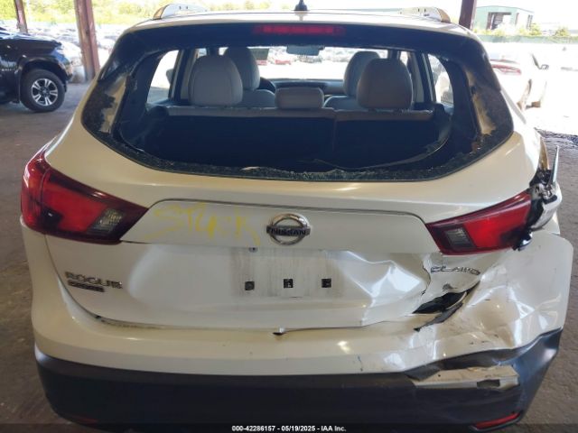 JN1BJ1CR6KW340777 Nissan Rogue Sport Sl