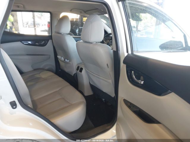 JN1BJ1CR6KW340777 Nissan Rogue Sport Sl