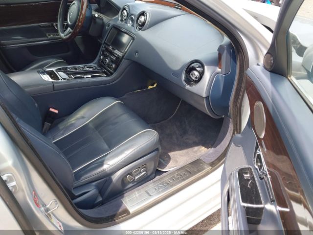 2014 JAGUAR XJ SAJWA2GZ2E8V74309 Photo 4