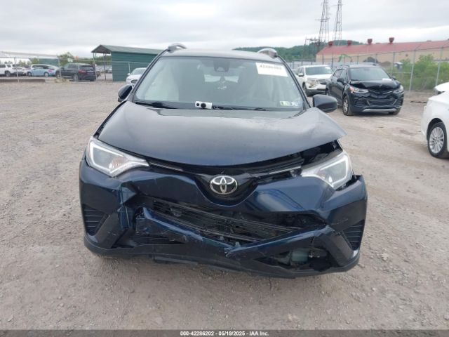 JTMBFREV5HJ151566 Toyota RAV4 LE