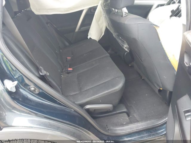 JTMBFREV5HJ151566 Toyota RAV4 LE