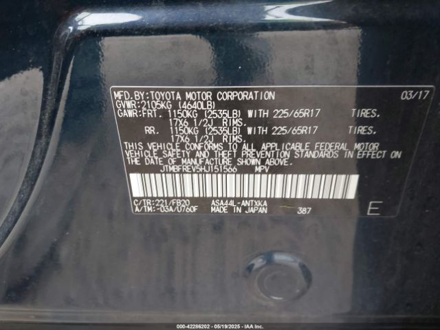 JTMBFREV5HJ151566 Toyota RAV4 LE
