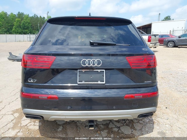 WA1LHAF7XHD040259 Audi Q7 2.0t Premium