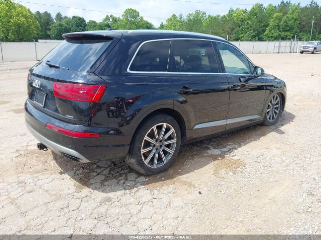 2017 AUDI Q7 WA1LHAF7XHD040259 Photo 3