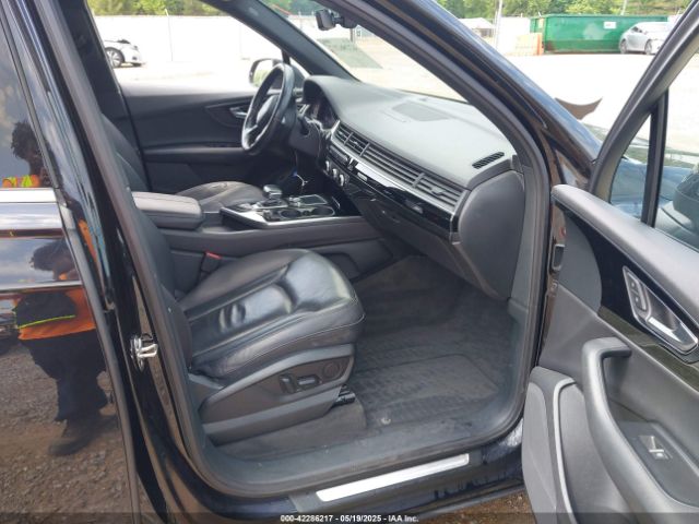 2017 AUDI Q7 WA1LHAF7XHD040259 Photo 4