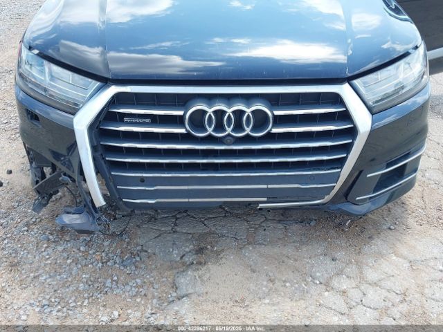 2017 AUDI Q7 WA1LHAF7XHD040259 Photo 5