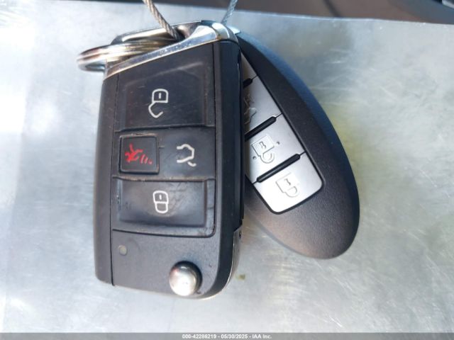 2021 VOLKSWAGEN TIGUAN 3VV3B7AX5MM026562 Photo 10