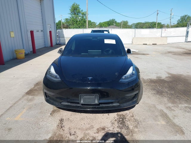 Продажа на аукционе авто 2018 Tesla Model 3 Long Range/mid Range, vin: 5YJ3E1EA7JF123156, номер лота: 42286267