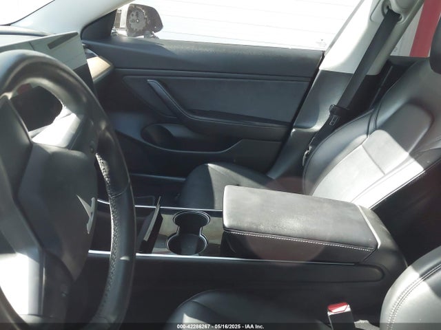 Продажа на аукционе авто 2018 Tesla Model 3 Long Range/mid Range, vin: 5YJ3E1EA7JF123156, номер лота: 42286267