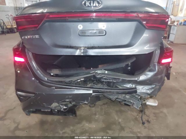 3KPF24AD4KE061732 KIA Forte Lxs