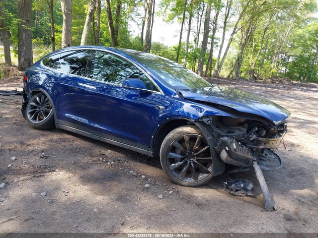 2018 TESLA MODEL X 5YJXCDE24JF121558 Photo 0
