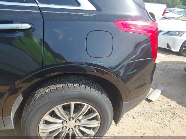 2018 CADILLAC XT5 1GYKNCRS9JZ173328 Photo 5
