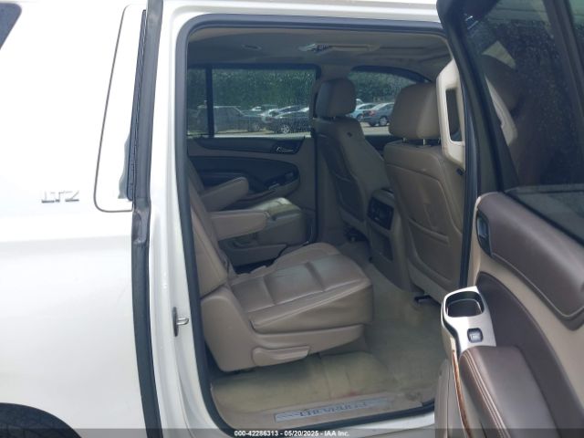 2016 CHEVROLET SUBURBAN 1GNSKJKC0GR223605 Photo 7