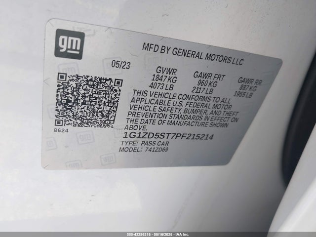 1G1ZD5ST7PF215214 Chevrolet Malibu Fwd 1lt