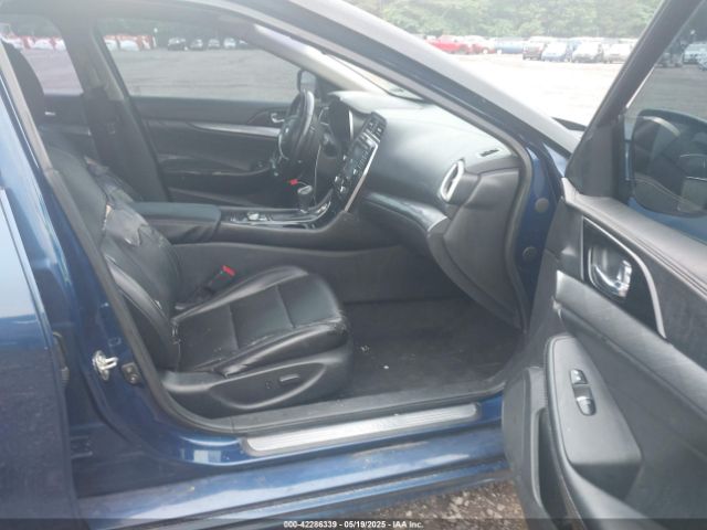 1N4AA6AP5HC425701 Nissan Maxima 3.5 Sv