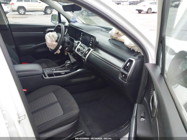 5XYRG4LC3NG076278 KIA SORENTO LX