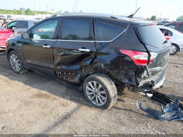 2018 FORD ESCAPE 1FMCU9J95JUB30803 Photo 2