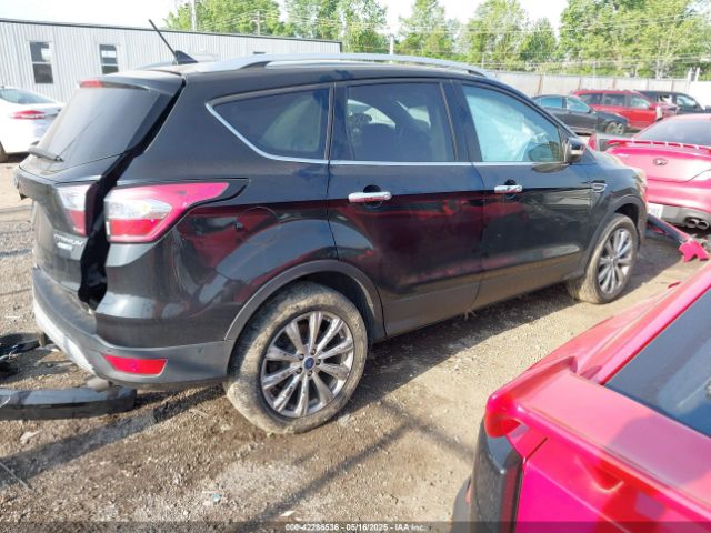 2018 FORD ESCAPE 1FMCU9J95JUB30803 Photo 3