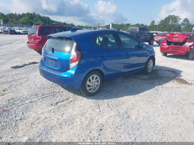JTDKDTB39F1582754 Toyota Prius C One