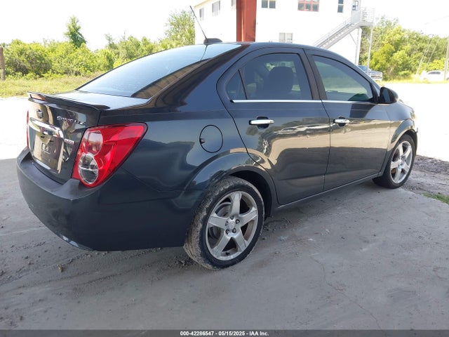 1G1JE5SBXF4117483 Chevrolet Sonic Ltz Auto