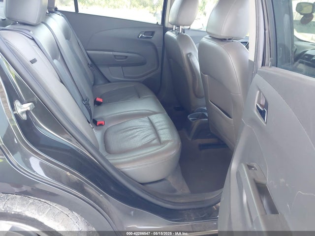 1G1JE5SBXF4117483 Chevrolet Sonic Ltz Auto