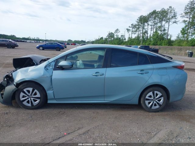 JTDKARFU9J3068026 Toyota Prius Three
